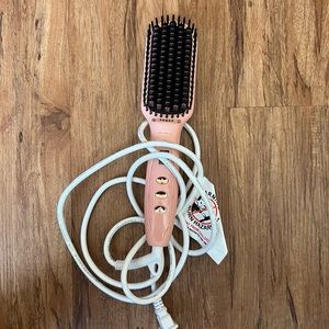 Insert Name Here straightener brush